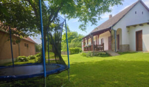 Minor Major Vendégház, lovak, program, trambulin, Igali Gyógyfürdő